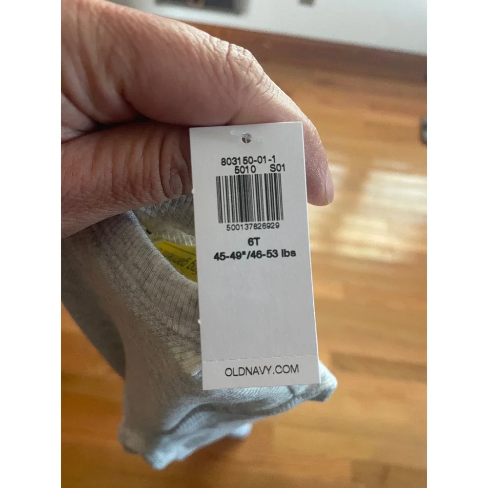 Old Navy Kids Gray Ribbed Footed One Piece Pajamas Sleeper 6T NWT